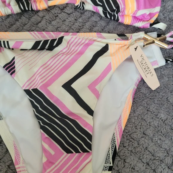Stylish Multicolor Bikini Set - Picture 7 of 10